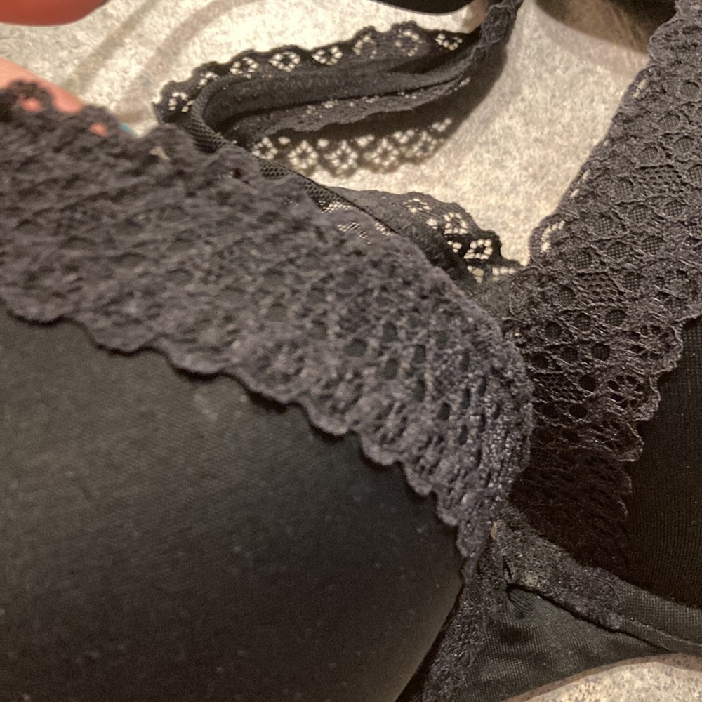 Tommy Hill figure 34 a bra sexy black lace underwire, and padding - Picture 9 of 9